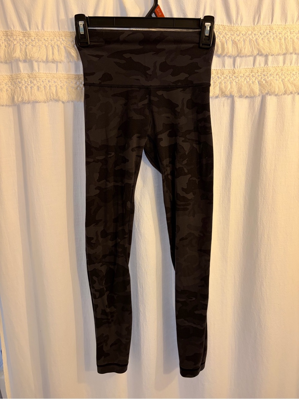 lululemon athletica Black Camo High-Rise Leggings 25” length size 2